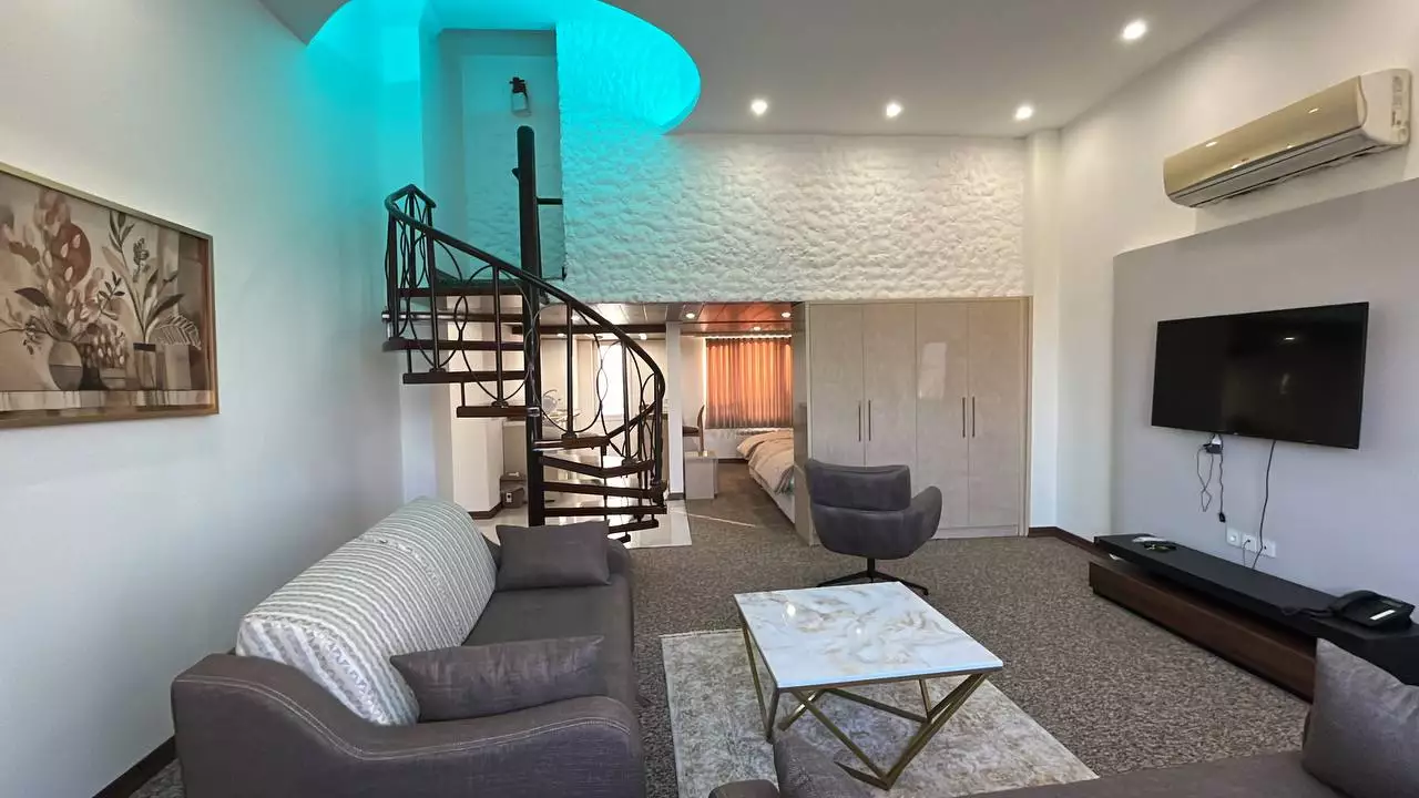 Alibaba https://cdn.alibaba.ir/ostorage/hotel-accommodation-images/6925822e42794e78685ec281_دوبلکس تک خواب (1).webp